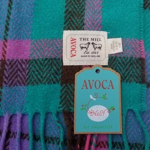 AVOCA 100% wool scarf NWT